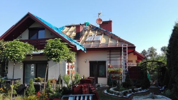 Ocieplenie dachu pianą Baymer Covestro - Kraków 1